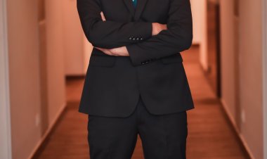 Meet Apurv Pandey: The Young Entrepreneur Transforming the Financial Industry