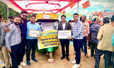 Rickshawpedia, An Auto-Rickshaw Video Ads: Expands their Business in Indore