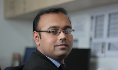 From Hotelier to Travel Entrepreneur: A Journey of Resilience, Reinvention, and Remarkable Entrepreneurship