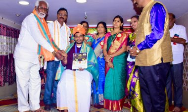 Tumula Mani Kota Rajasekhar Honored with “Swarna Kankanam” and the Prestigious Title “Sahitya Ratna”