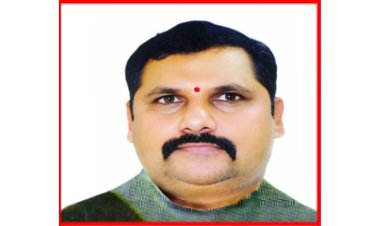 Navigating Life’s Path Sri Gayathri Astro Center and the Wisdom of Rajguru Sri Sri Raghavan Shastriji